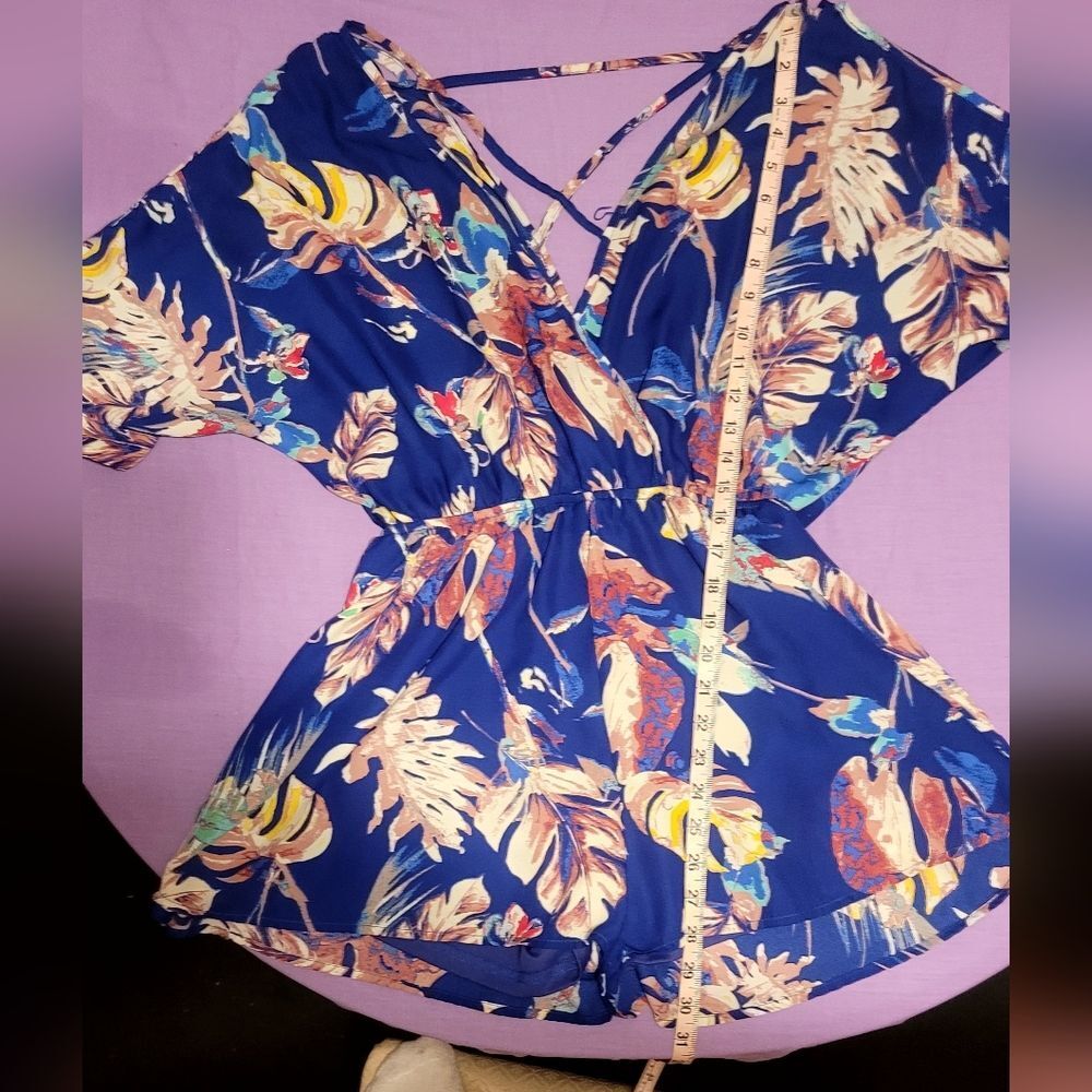 She + Sky Floral, And Feather Print Romper in Blue and Pink. Ladies Size MED - Picture 5 of 6